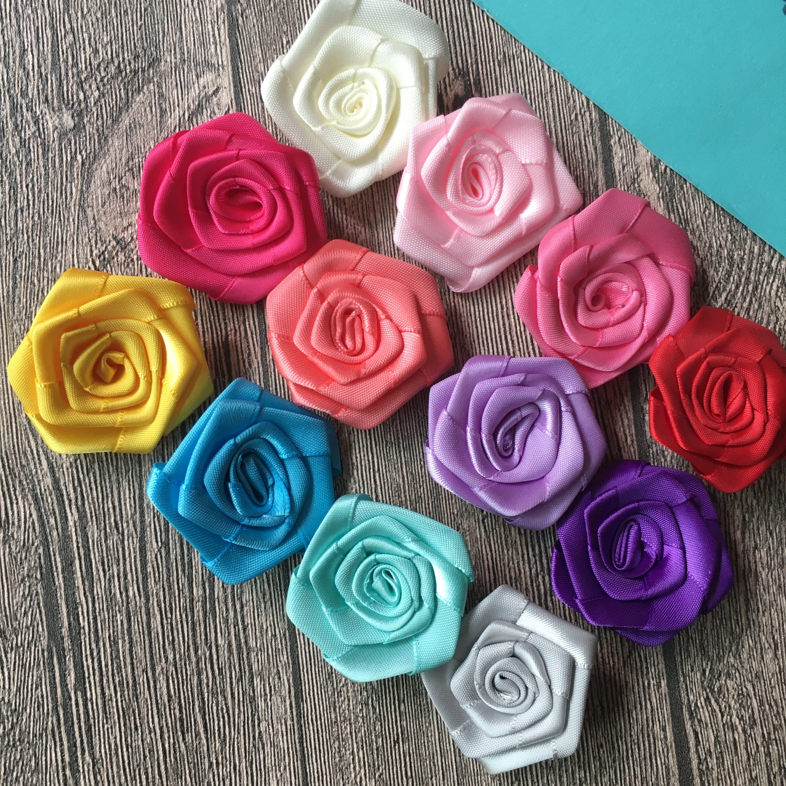 10Pcs/Lot Classical 4.5cm Sweet Rolled Rose Solid Rosette Flower Wedding Flower Home Decoration Accessories Craft Material