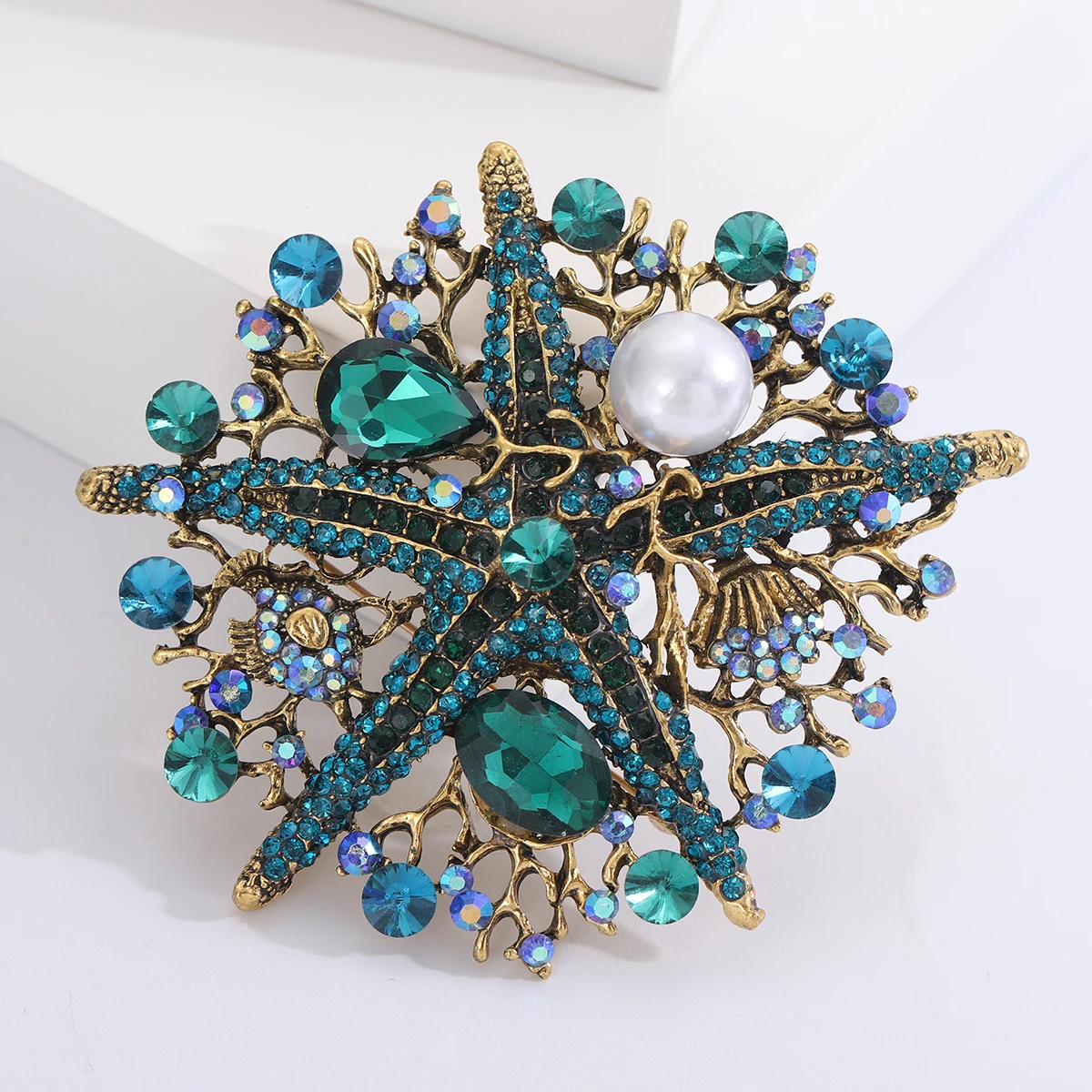 Shining Rhinestone Starfish Brooches for Women Unisex Animal Pins Multi-color Available Casual Party Accessories Gifts