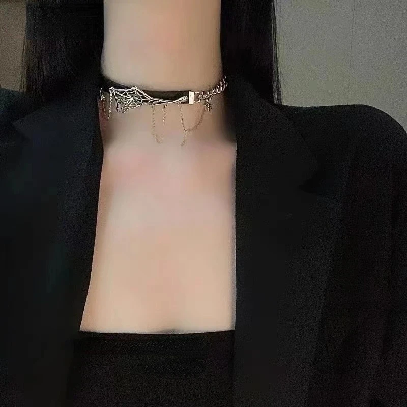 Modern Jewelry Chain Tassle Black PU Necklace For Women Accessories 2024 New Trend Asymmetrical Spider Wed Choker Party Gift
