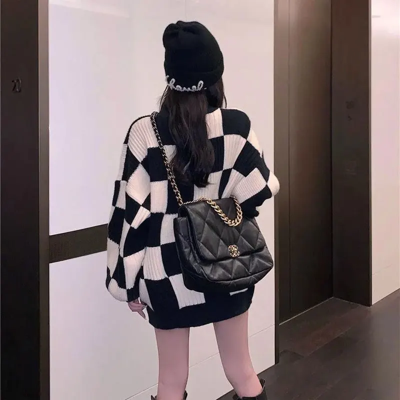 Female Clothing Plaid Knitted Jumpers Korean Patchwork Loose Autumn Winter Commute Long Sleeve Casual Round Neck Midi Sweaters