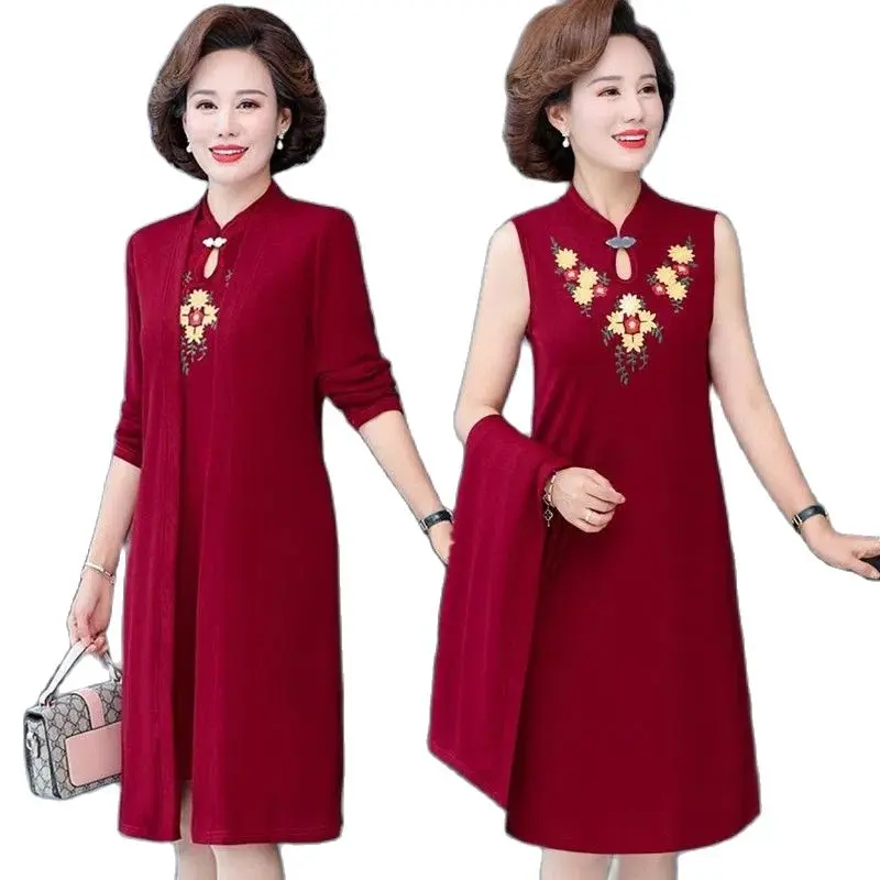 

2023 New Spring Autumn Women Qipao Dress Vintage Embroidery Middle-Aged Mothers Dresses Vestidos Elegant Cheongsam 2 Piece Set