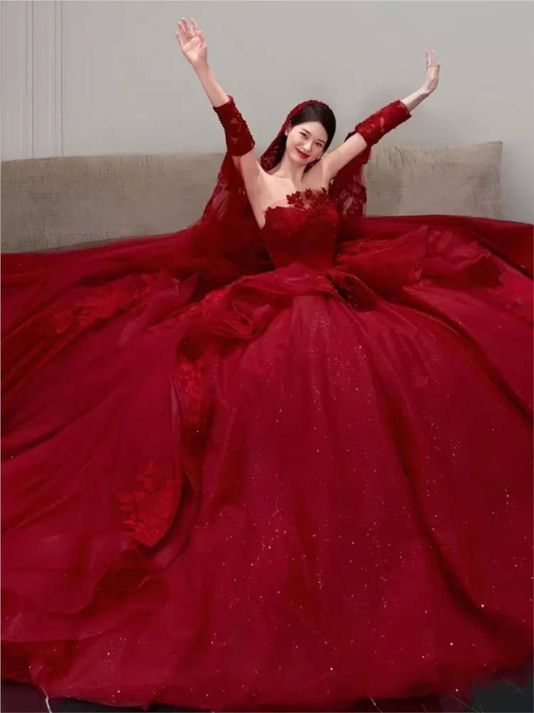 

A new red strapless main fabric heavy industry light chiffon large-sized long tailline dress
