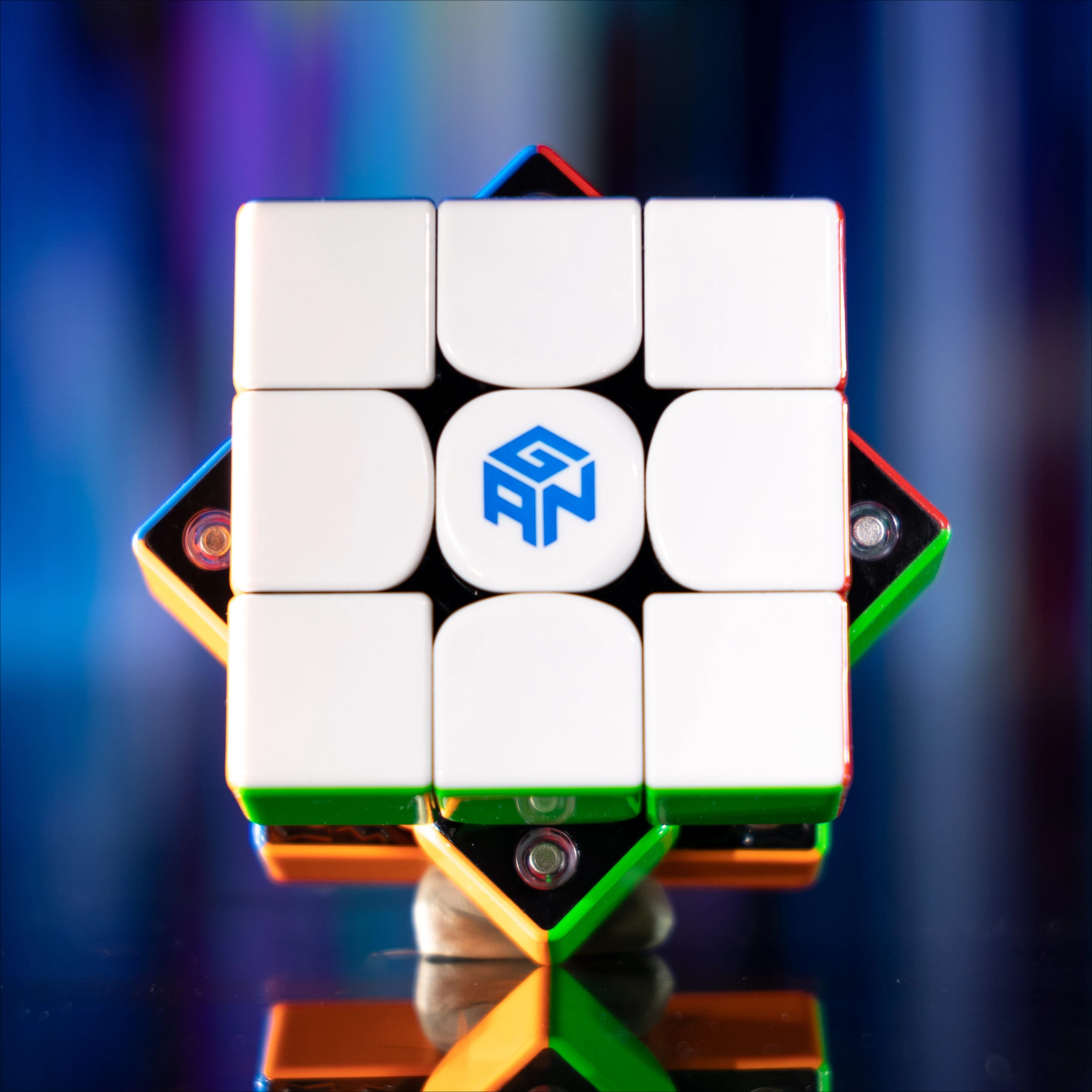 2025 GAN V100 마그네틱 UV 3x3x3 마그네틱 매직 스피드 큐브 55mm 스티커리스 전문가용 스무스 큐보 마기코 퍼즐 어린이용
