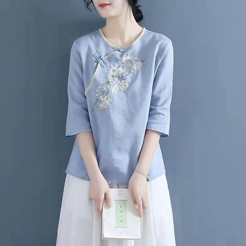 

Women's Embroidered Button up irt Cotton Linen Svel Summer Top Tagl Chinese Sle Clothing Quarter Sve Length