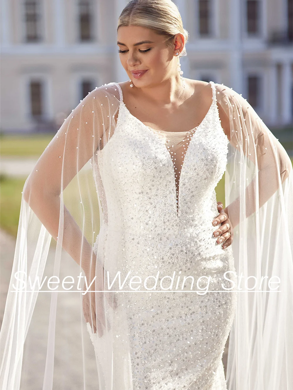 Plus Size Wedding Dresses for Woman with Tull Cape Spaghetti Straps V Neck Abiti Da Sposa Sparkling Mermaid Bridal Gowns