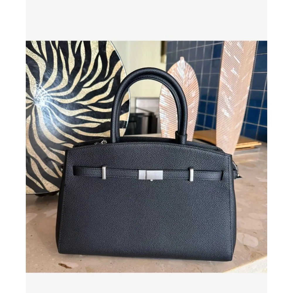 

Niche Design Matte Leather Large-capacity Handbag Casual Portable Women's Fashion Premium Simple Texture Unique Single Shoulder