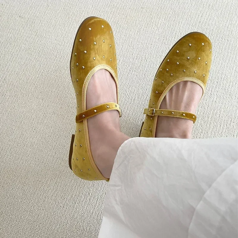 

Женская обувь, бархатные туфли на плоской подошве с заклепками, женские роскошные дизайнерские туфли Мэри Джейн, элегантные балетки, лоферы