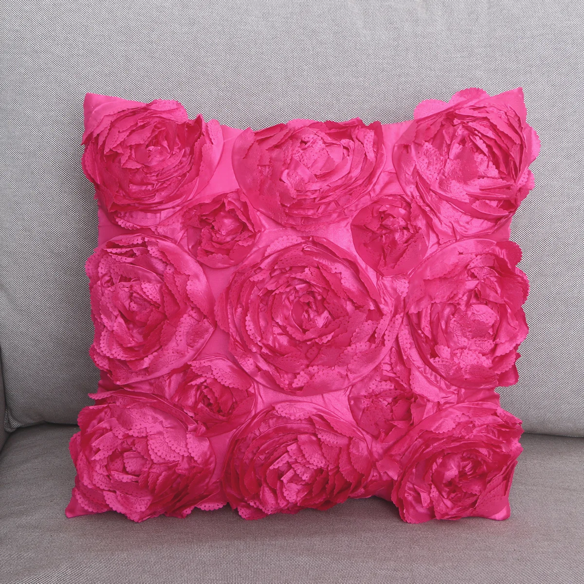 

42x42cm Rose Embroidered Throw Pillow Cushion Cover Rose Bed Decor Car Seat Home Decoration Soft Comfortable Invisible