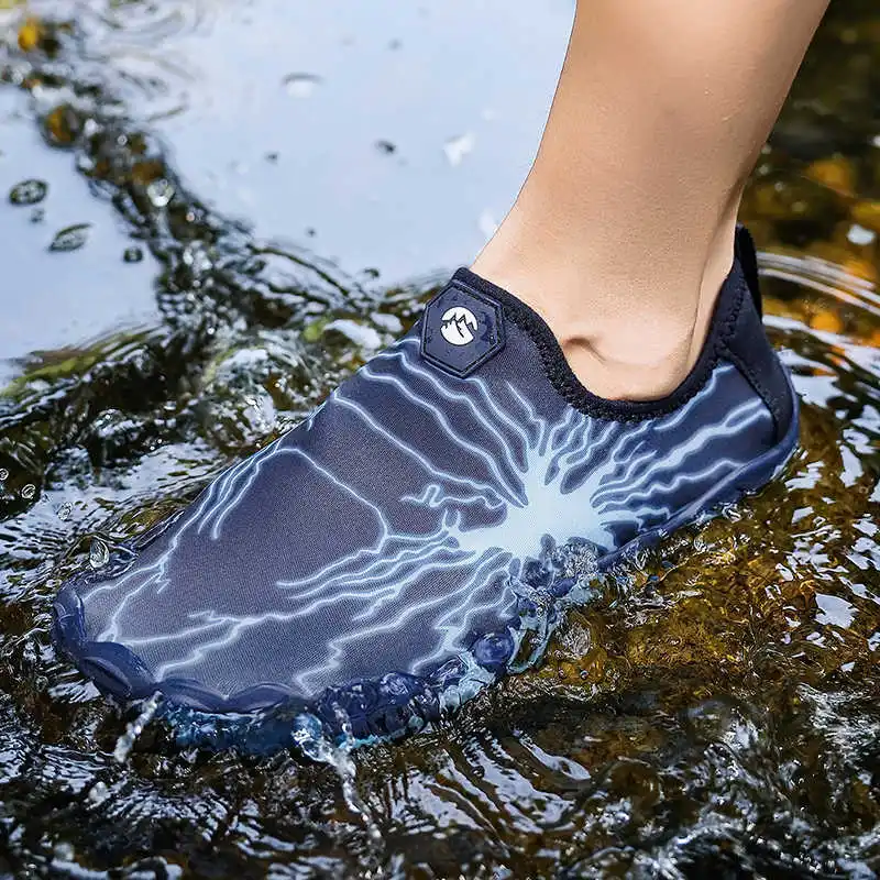 

Удобные мужские кроссовки из натуральной кожи, синтетической кожи, повседневные специальные предложения, черные туфли, мужские спортивные кроссовки, 2025 г премиум-класса