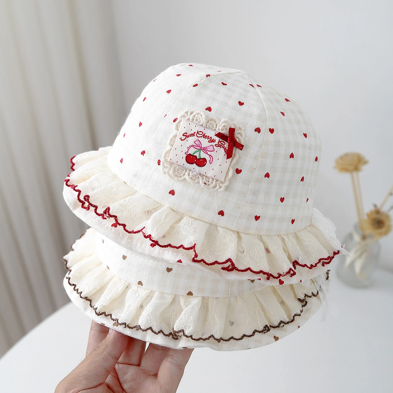 

Рыбацкая шляпа принцессы с кружевом и рюшами для девочек, красная детская кепка для бассейна Love, мягкие хлопковые детские панамы, детские солнцезащитные козырьки для детей 0-1 года