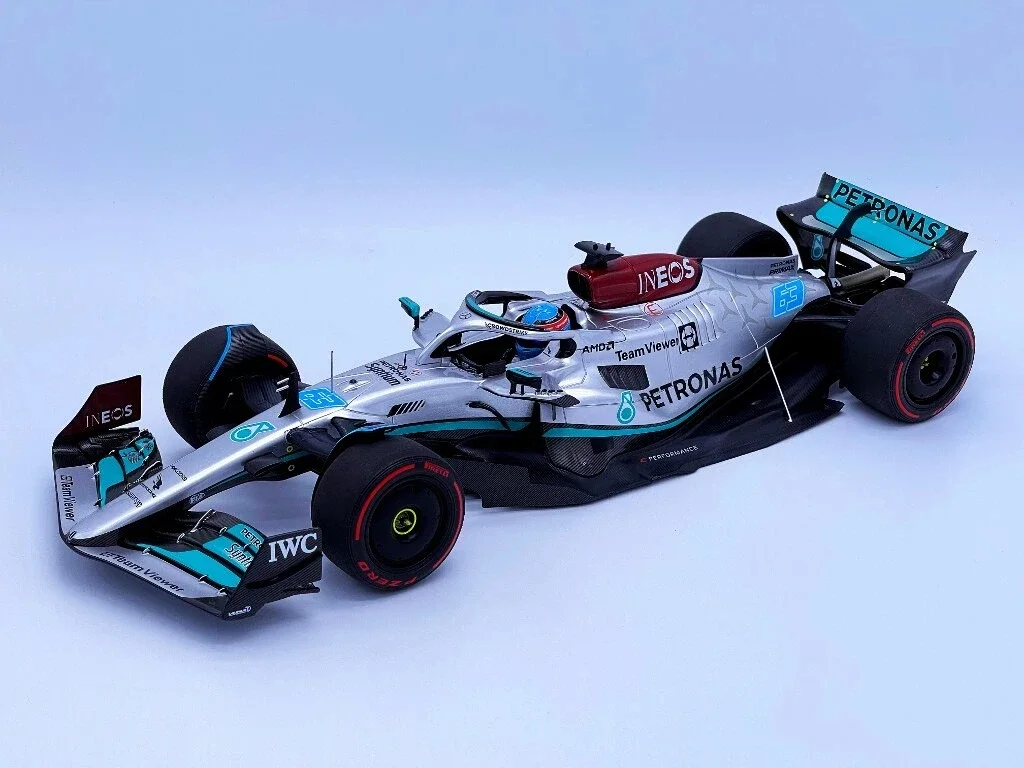 Minichamps 1:18 F1 W13 Russell Brazil 2022 Simulation Limited Edition Resin Metal Static Car Model Toy Gift