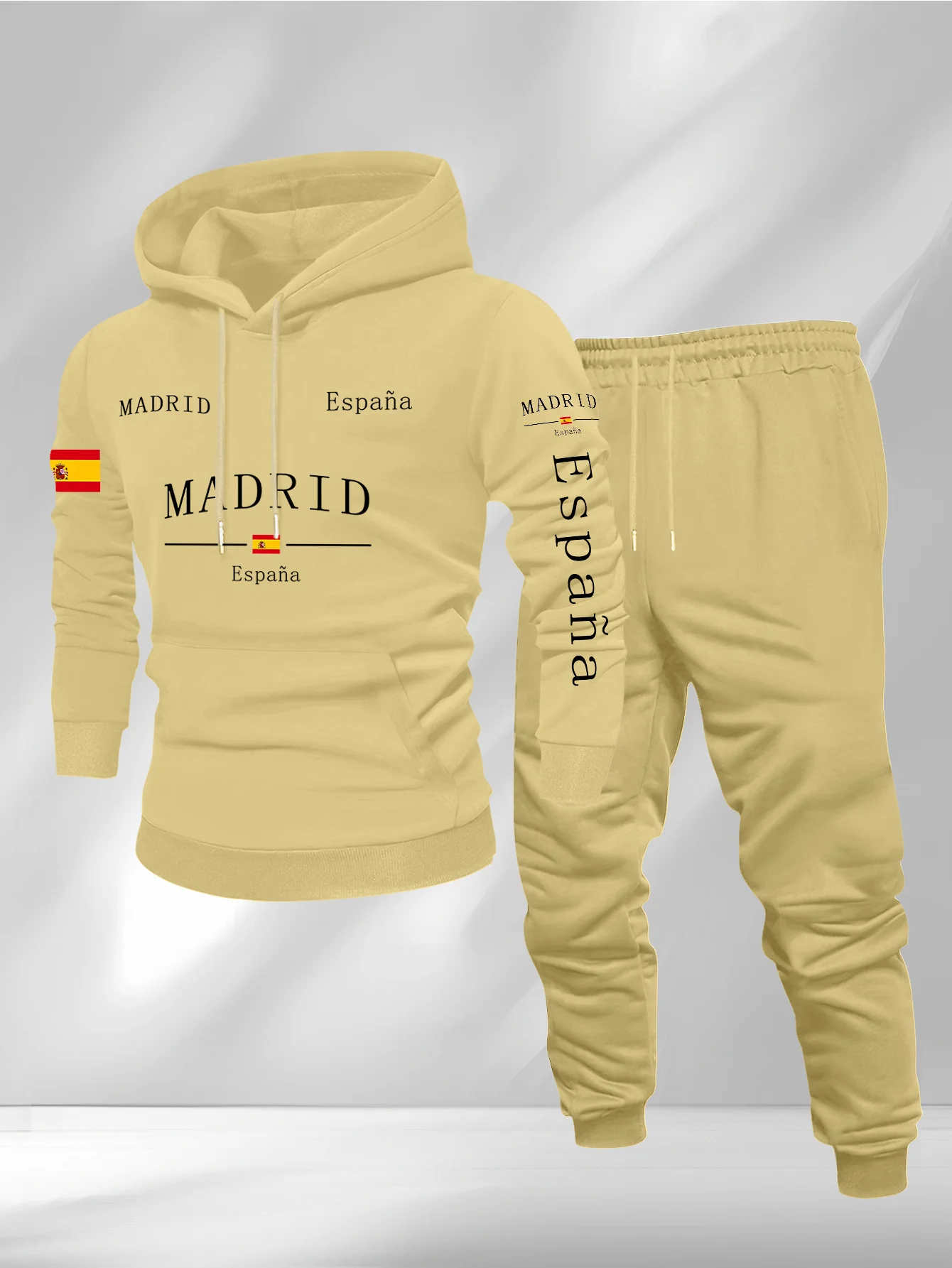 O novo conjunto de moletom masculino primavera e outono 2025 é uma roupa masculina de rua casual e elegante ao ar livre com estampas de letras