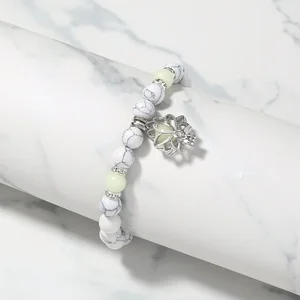 Glanz im dunklen gestreiften Armband für Frauen, hohle Blume, Schildkrötenwäsche Steinberichte, elastische Armreifenkette, helle Schmuck Mode 8 Hauptverkaufsschildkrötenarmband - №1