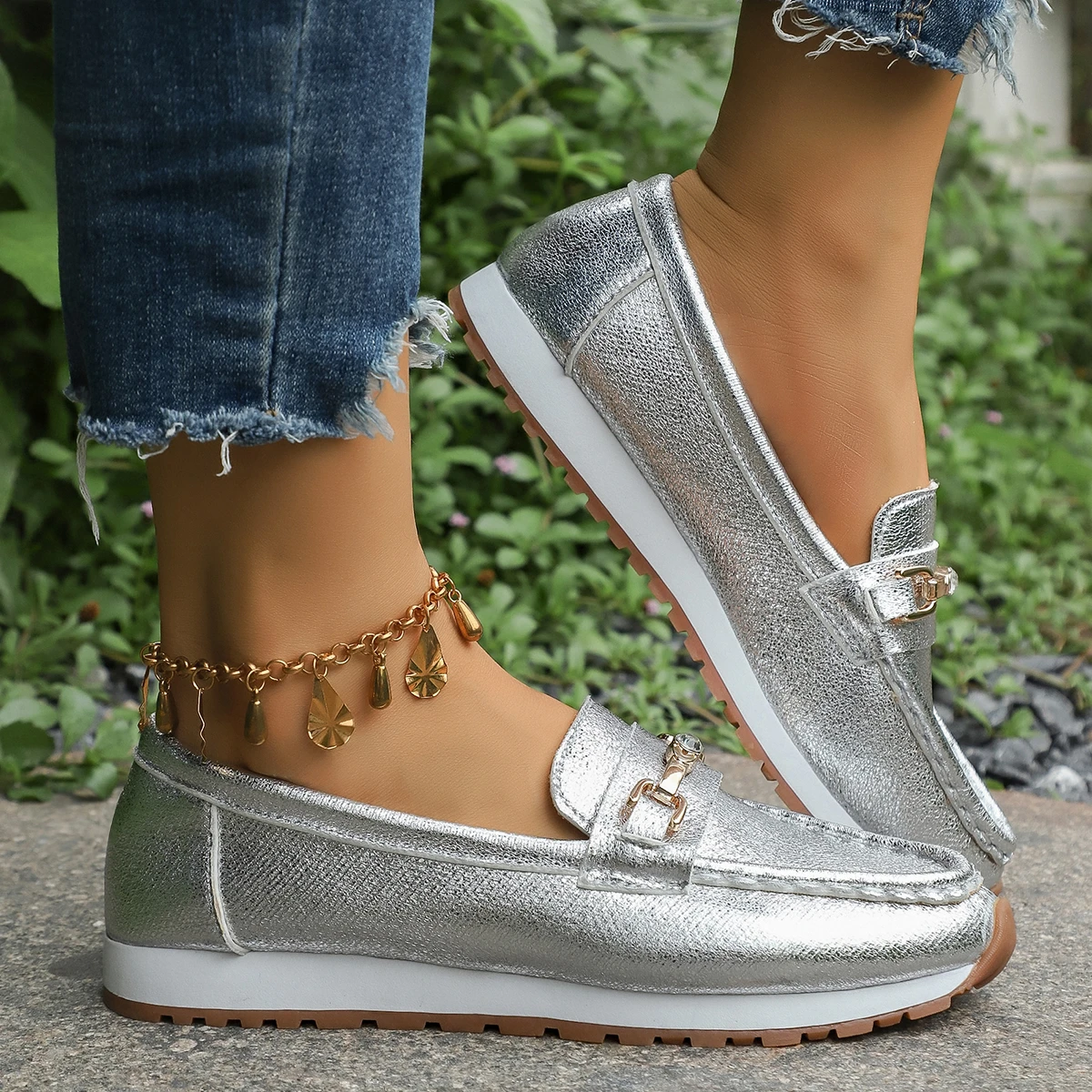 Solid Metal Chain Decorative Platform Women's Loafers Spring and Autumn Plus Size Leisure Non-slip Soft-soled  Low-top Shoes