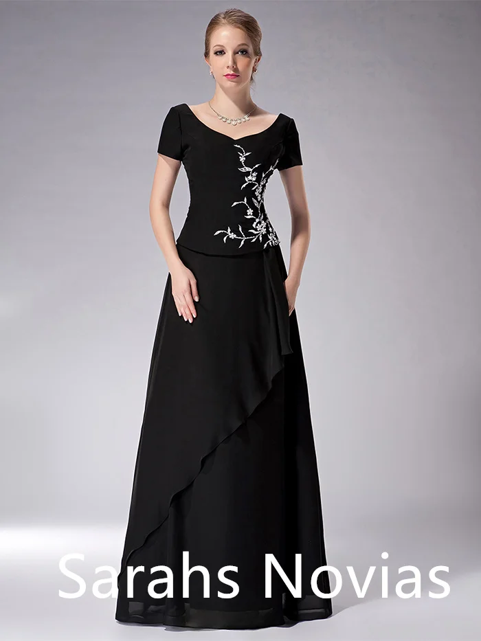 Modest Black A-line Long Chiffon Mother of Bride Dress With Short Sleeves Floor Length Elegant Mother's Wedding Party Dress