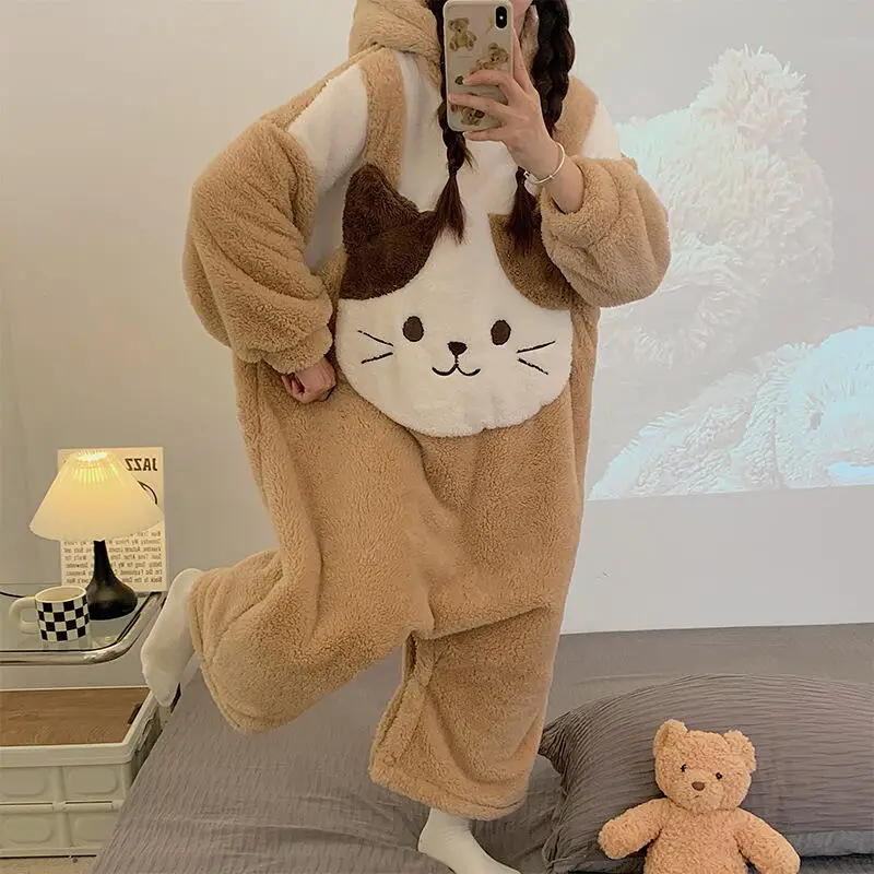 حار أنيمي سينامورول جديد المرأة بيجامة سانريوس Pochacco الكرتون الحلو Kawaii نمط النساء ملابس المنزل في سن المراهقة مقنعين بيجامة مجموعة