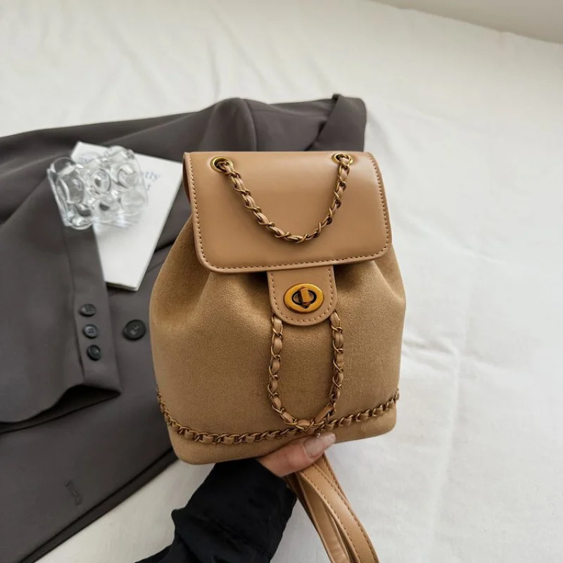 Ladies Shoulder Bag Made Of Fine Leather Boasting Designer Inspired And Trendy Daily Look​
