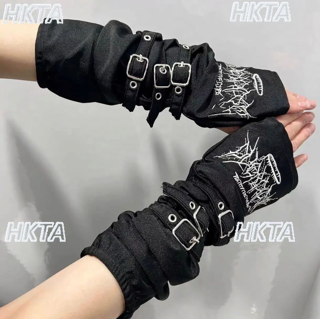 Japanese New Subculture Dark Punk Embroidery Straps Gloves Sleeves Y2k Millennial Goth Personality Oversleeve Accessories Women