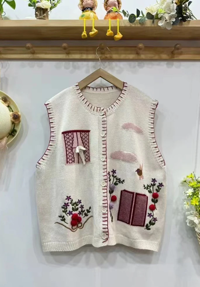 Autumn New Sweet Preppy Style Embroidered Sweater Vest Women Single Breasted Sleeveless Tops D152