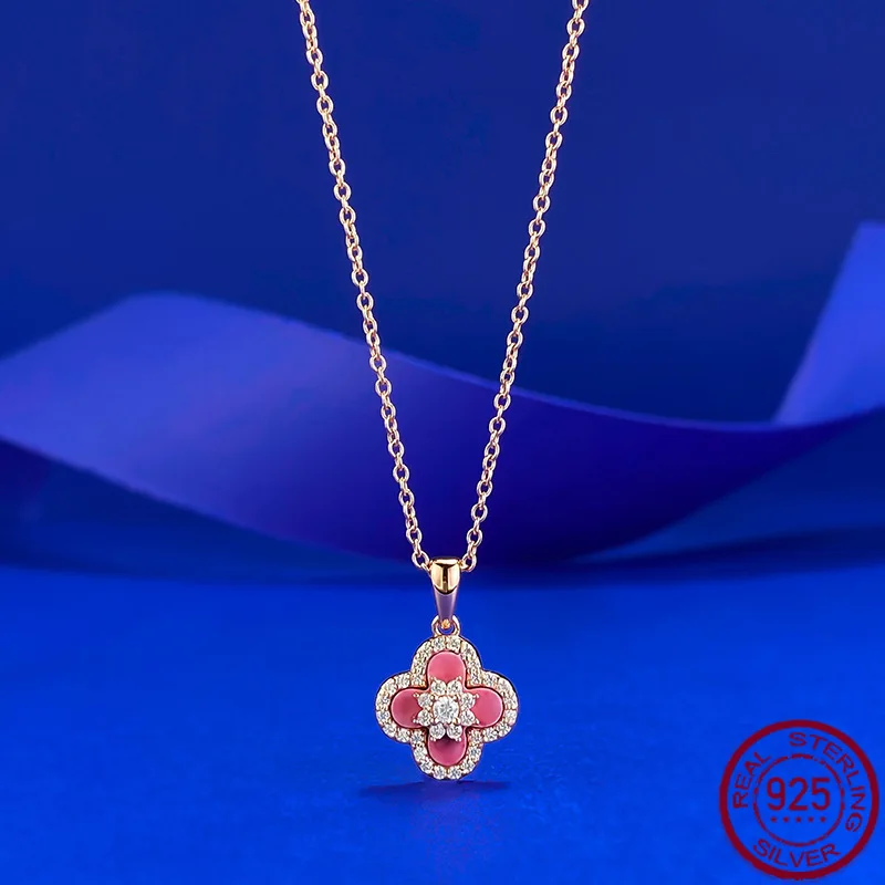 

New S925 Silver Clover Rose Glow Pendant Fashionable and Versatile Commuter Stretch Necklace Wedding Jewelry