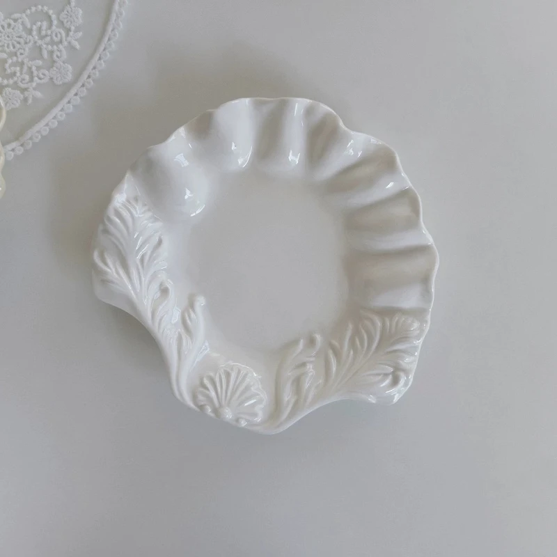 European Vintage Embossed Shell Ceramic Plate, French Style Jewelry Tray, Dessert Snack Dish, Home Tabletop Decor Ornament Gift