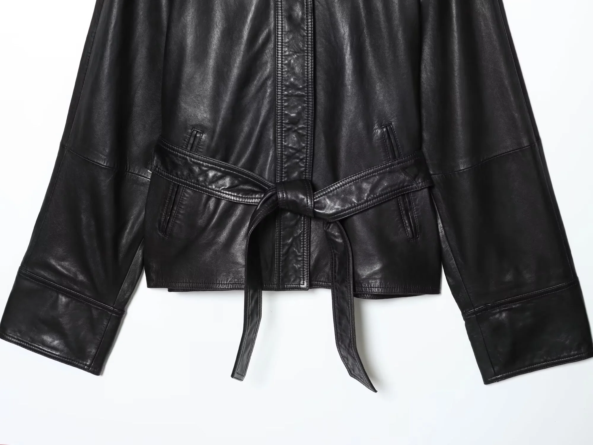 2025 Winter New Women's Casual Fashionable Temperament Lapel Long Sleeve Paired Tie PU Leather Short Jacket