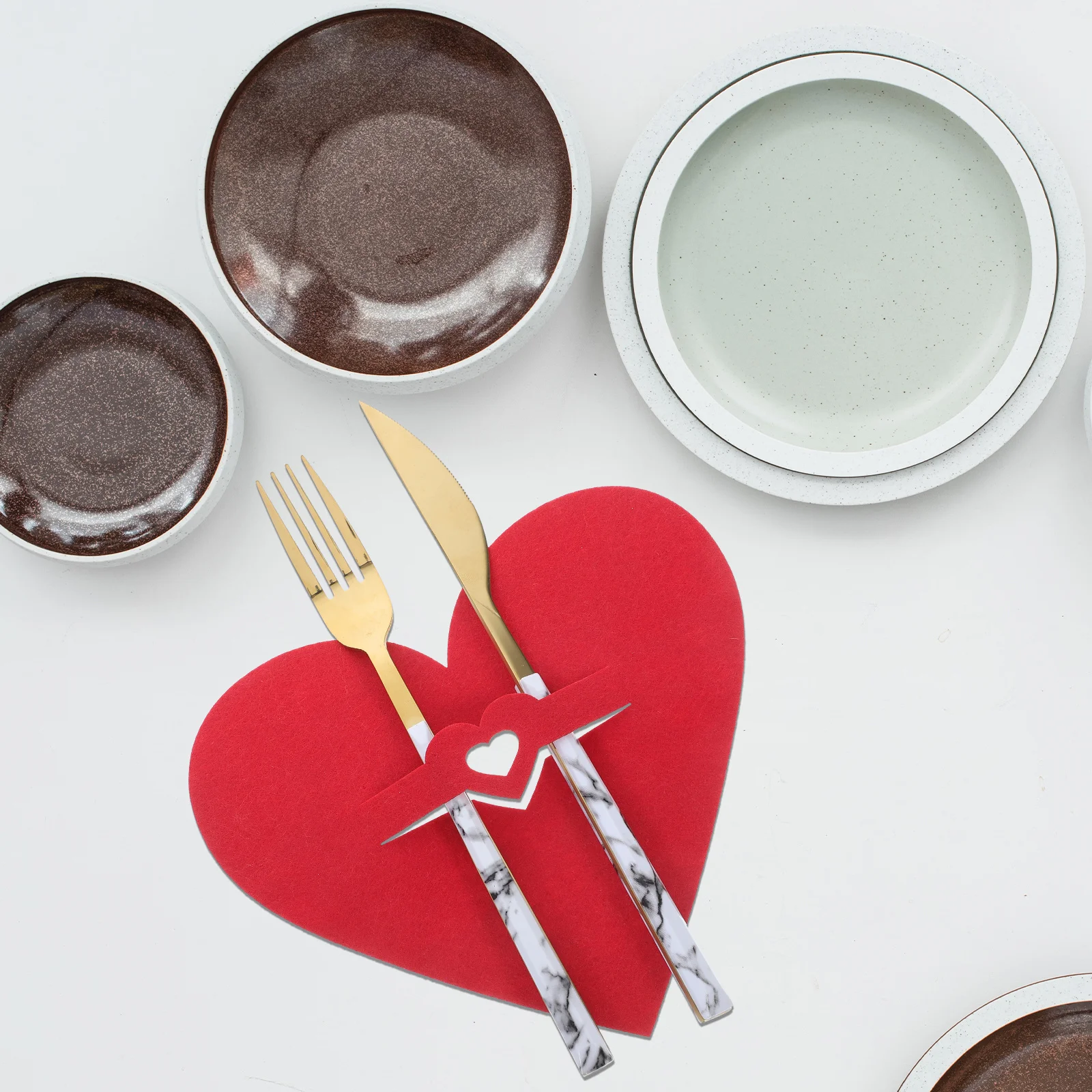 ถุงใส่ช้อนส้อมรูปหัวใจวาเลนไทน์ 12 ชิ้น ที่ใส่อุปกรณ์รับประทานอาหารสุดโรแมนติก สำหรับจัดเก็บอุปกรณ์บนโต๊ะอาหารในงานปาร์ตี้