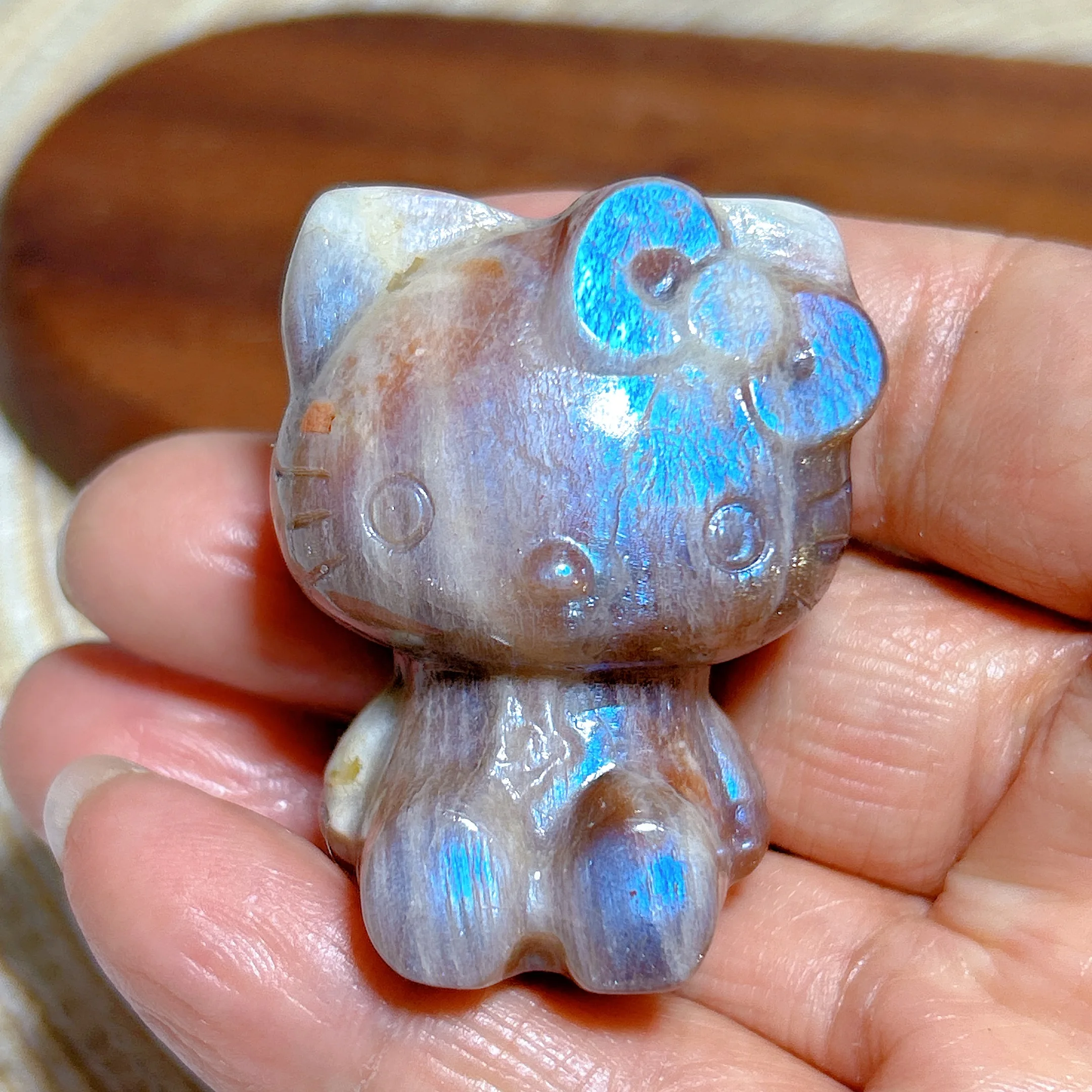 Healing Natural Crystal Gem Sunstone WIth Moonstone Big Face Cat Carving Blue Flashy Gemstones Energy Home Decorations Gift