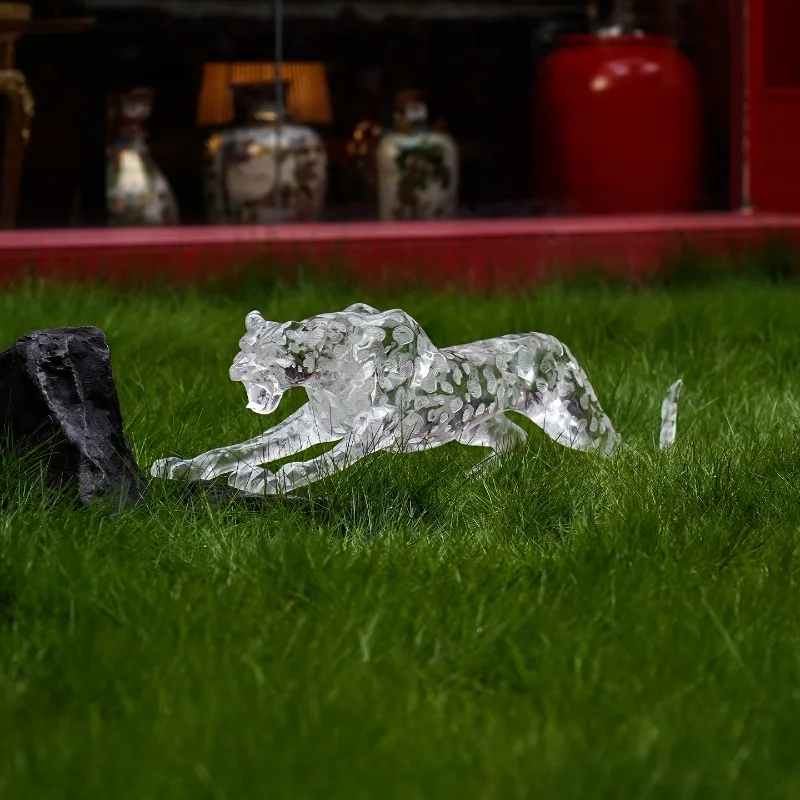 

Light luxury high-end trendy play decoration transparent platinum crystal money leopard creative home ornaments