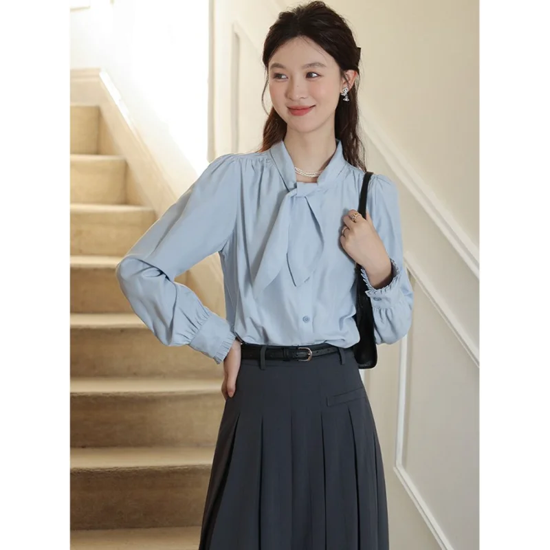 Traje de camisa azul aguamarina Primavera y otoño Diseño elegante Cintura