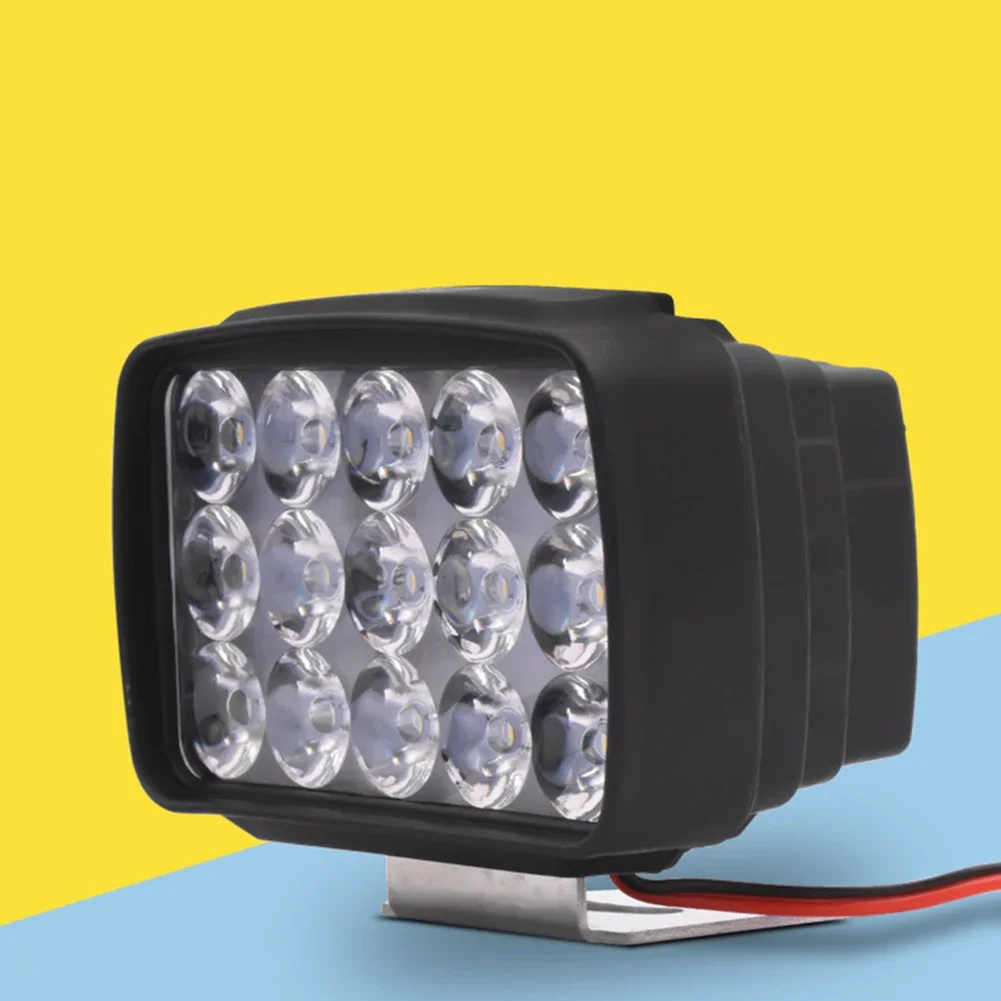 

LED Headlight Spot Light 15LED Bead 6500K White 2000LM Dustproof And Waterproof Work Lights For Truck Boat ATV UTV For Jeep