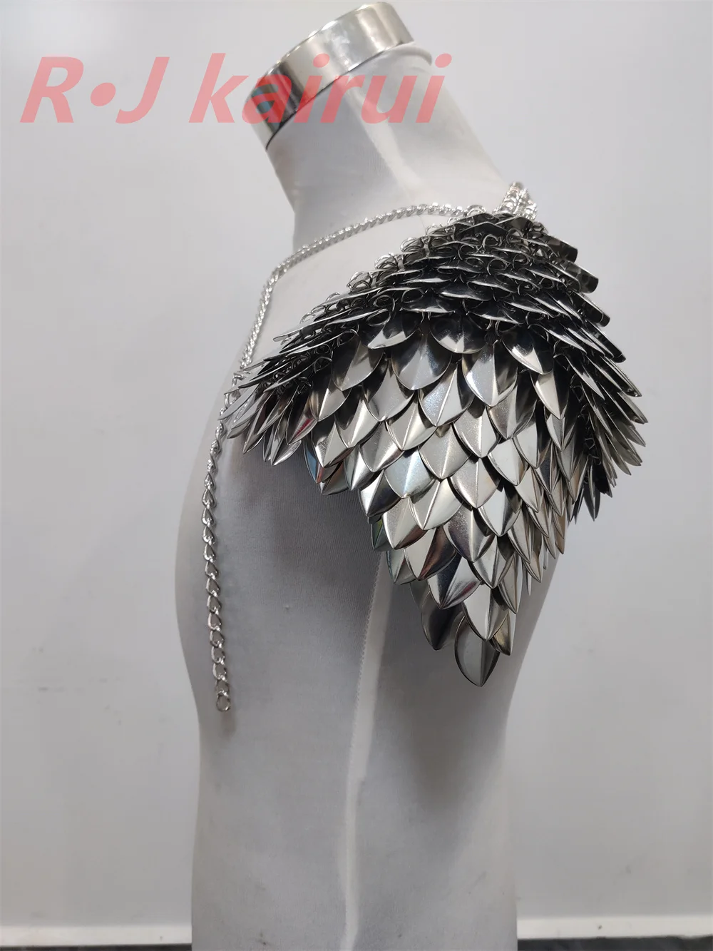 New Fashion RJFS29 Men\'s Mermaid Fish Scales Neck Shoulder Chains Layers Chainmail Dragon Scale Shoulder Jewelry 2 Colors