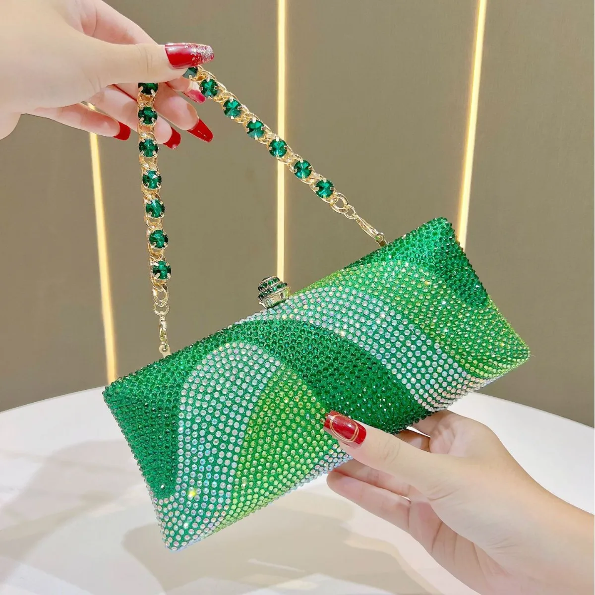 

Women Clutch Glitter Rhinestone Evening Party Handbags Portable Green Diamond Wedding Clutches Purse New Chain Shoulder Bags