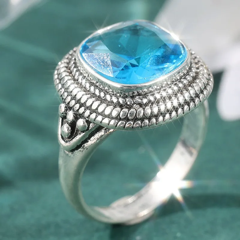 Exquisiter quadratischer, mit Meeresblau-CZ-Steinen besetzter Damenring, Vintage-Silberfarbe, handgeschnitzt, für den täglichen Gebrauch, Partyschmuck, Jubiläumsgeschenk – Detail 4