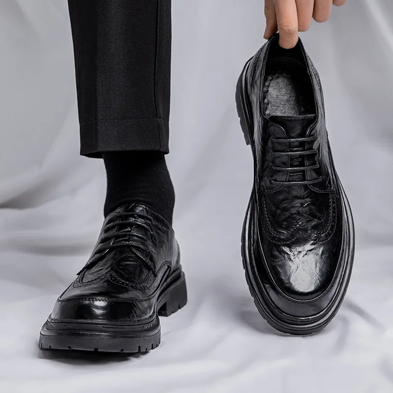 

2025 New Men's Leather Breathable Fashion Trend Youth British Round Toe Business Formal Derby Shoes