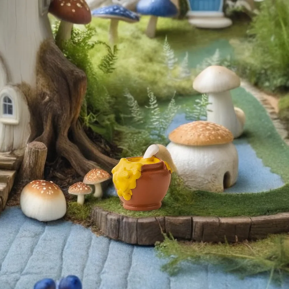 6Pcs Resin Mini Honey Jars Set Realistic Landscape Accessories for Dollhouse Miniature Scenery Decoration