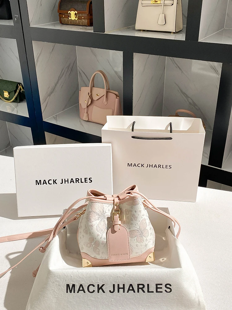 

New Fashion and Charming Handheld Bucket Bag with Delicate Butterfly Flower Printing Women's Chic and Luxury Shoulder Handbag