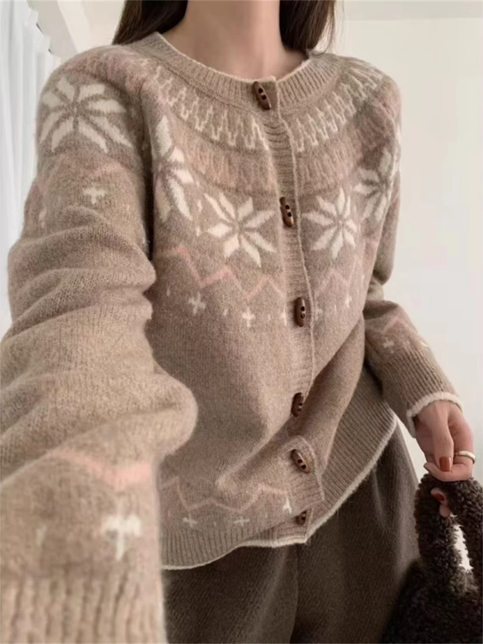 Women's Loose Fitting Belly Covering Sweater Outerwear Retro Embroidery Korean Sle plus Size Knitted round Open Cardigan