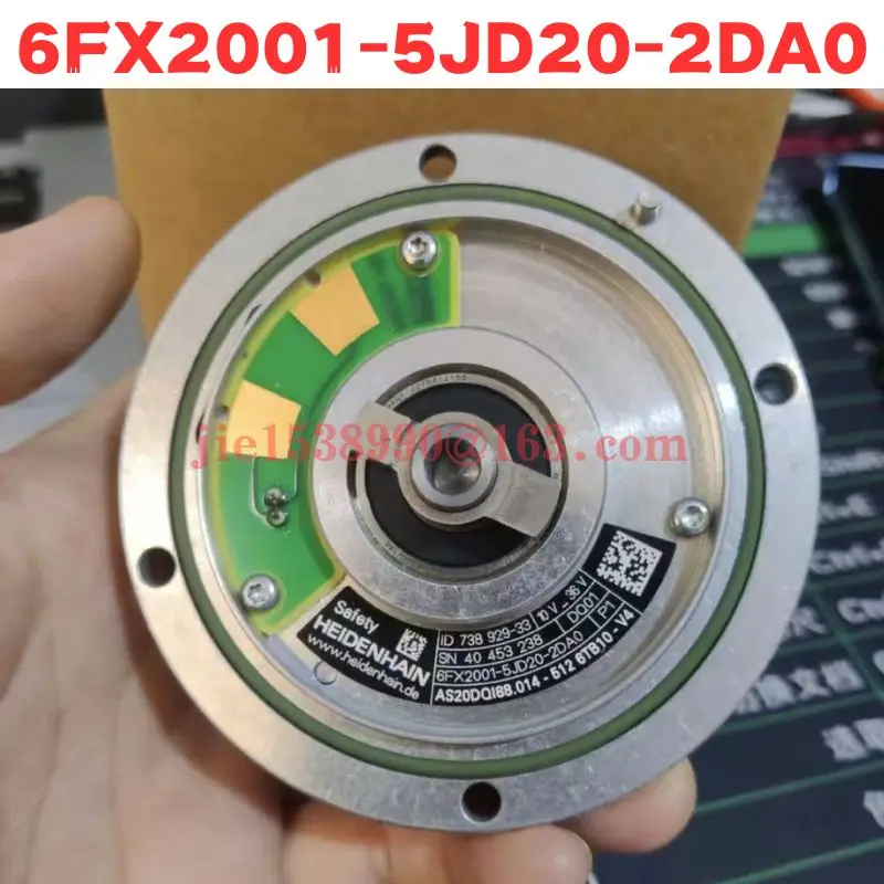 

Used Encoder 6FX2001-5JD20-2DA0 6FX2001 5JD20 2DA0 Normal Function Tested OK