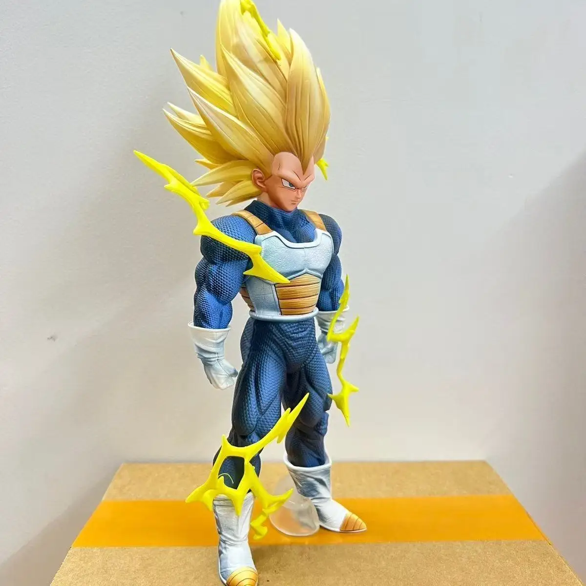 HY Statue Dragon Ball Z Ssj3 Vegeta Figure Replace arms Super Saiyan 3 Vegeta Pvc Action Figures Collection Model Toys Gifts