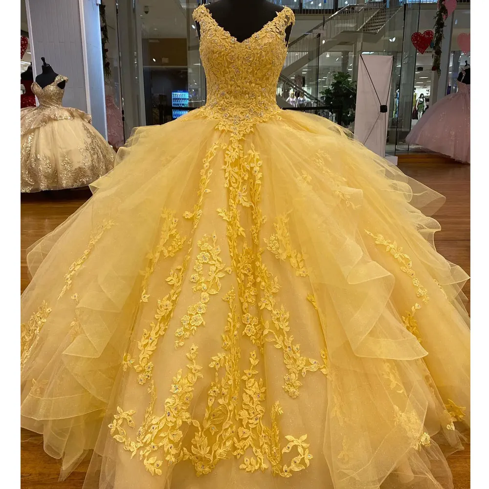 Vestidos de quinceañera amarillos, cuello en V, Espalda descubierta, Apliques de encaje con flores, vestido largo 15 16 dulce, cumpleaños, baile de graduación, 2023