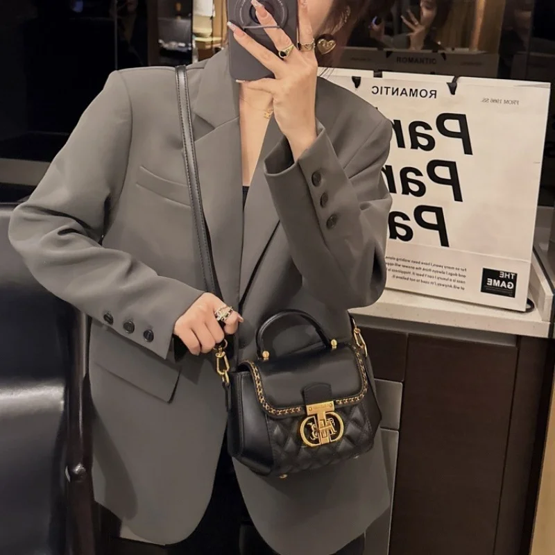 High End and Niche Bag New Chain Stylish Small Bag Women's Handheld One Shoulder Crossbody Bag All Made of Natural Leather