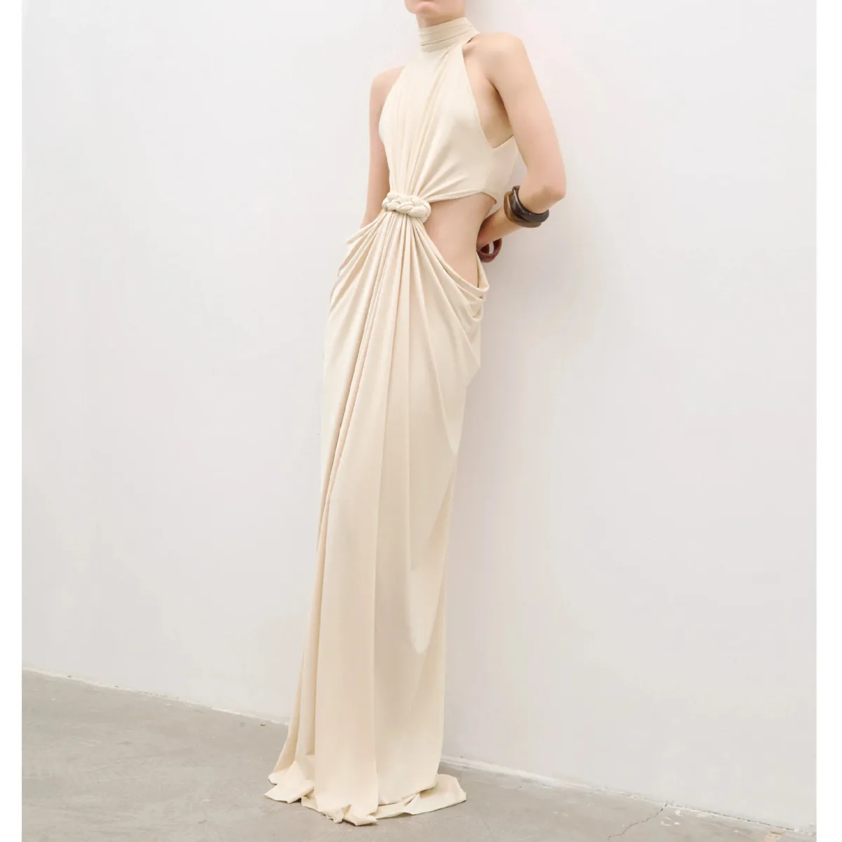 BJTZ 2025 Winter Knot Cutout Draped Maxi Dress High Neck Sleeveless Waist Cutout Casual Comfortable Elegant Minimalist Premium