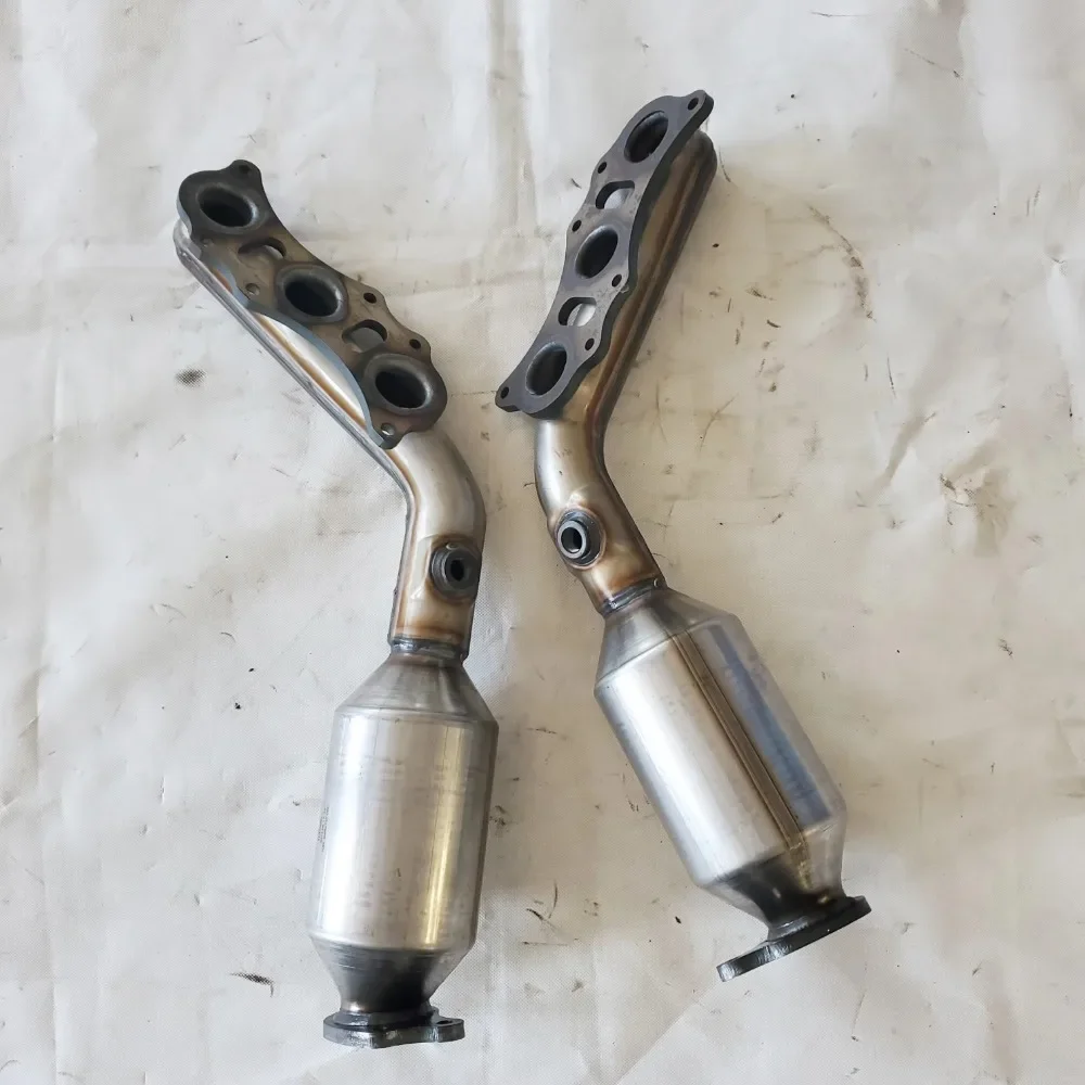 Auto Engine System Auto Parts Hot Sale Catalytic Converter Toyota 4 Runner Auto Exhaust System Catalytic Converter