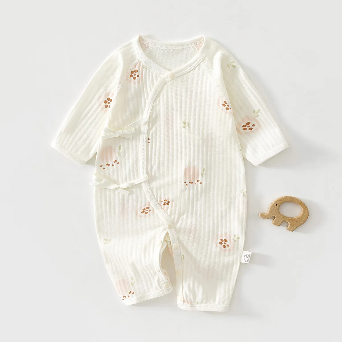 New Summer Baby Jumpsuit Cute Animal Print Thin Infant Breathable Onesie Tie Belly Protection Baby Pajamas Romper