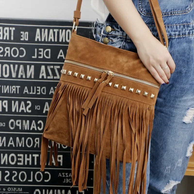 

Luxury Party Shoulder Side Bag Fashion Suede Tassel Small Crossbody Bags for Women Winter Designer Punk Style Handbags Purses
