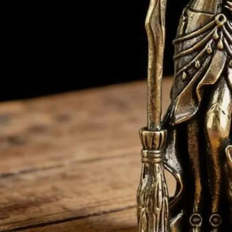 Vintage Brass Witch Statue Figurines Decor Crafts Ancient Witch Woman Sculpture Home Office Desktop Decor Accessories