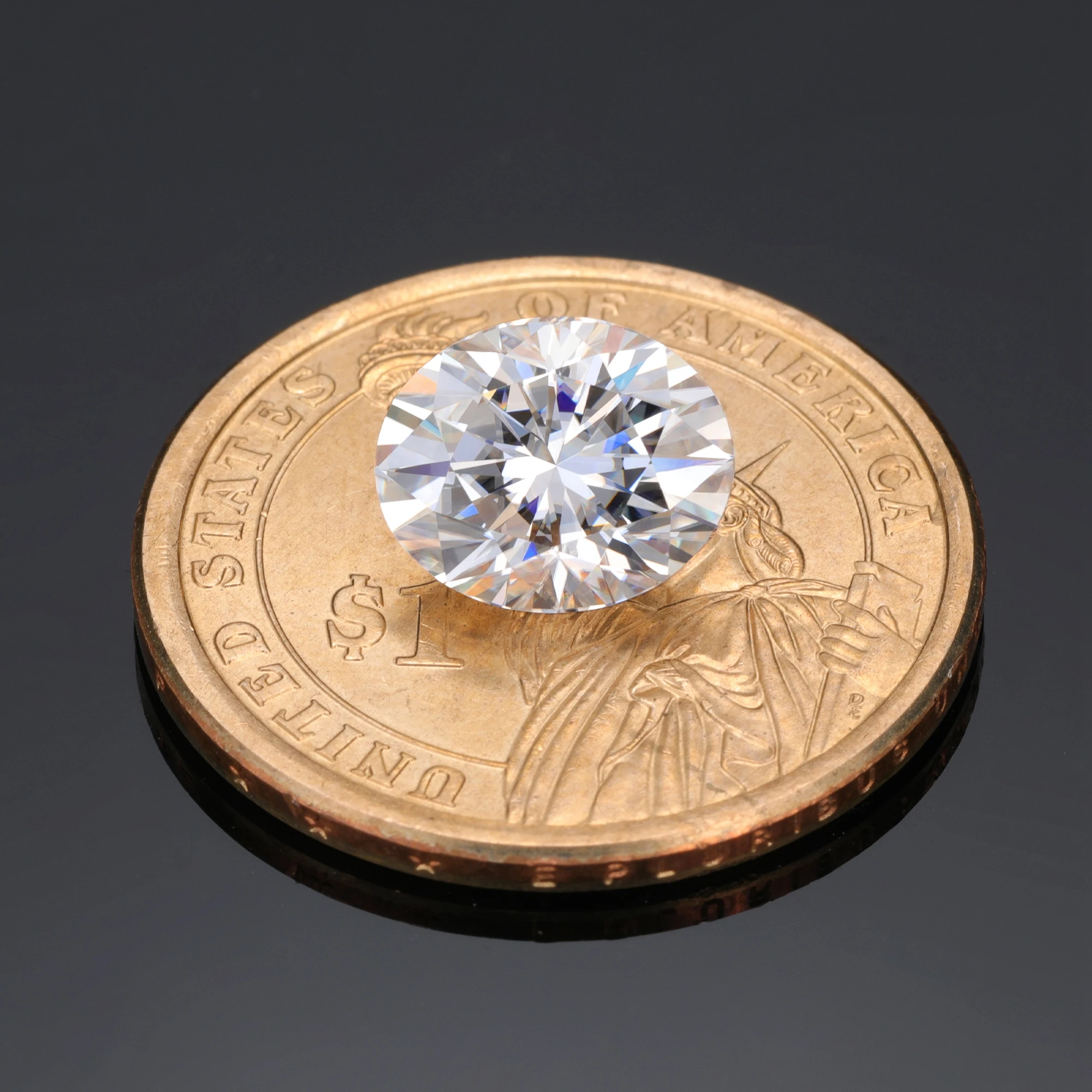 Eme jewe قطع بيضاوية مويسانيتي حجر فضفاض، أبيض D اللون VVS1 وضوح قطع ممتاز لصنع المجوهرات مع شهادة