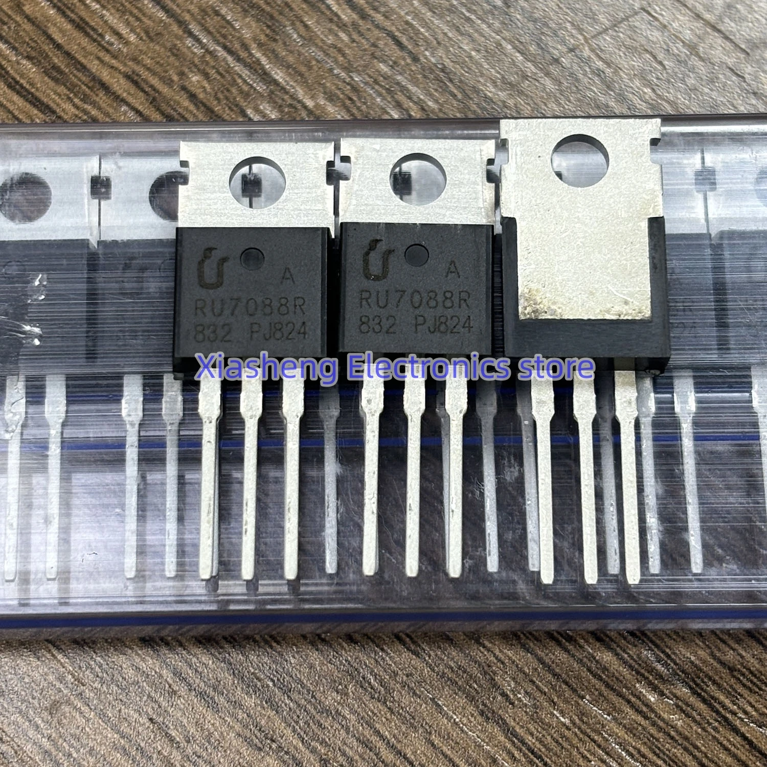 

New Original 10Pcs RU7088R TO-220 80A 70V MOSFET Field-effect Transistor In Stock Good Quality