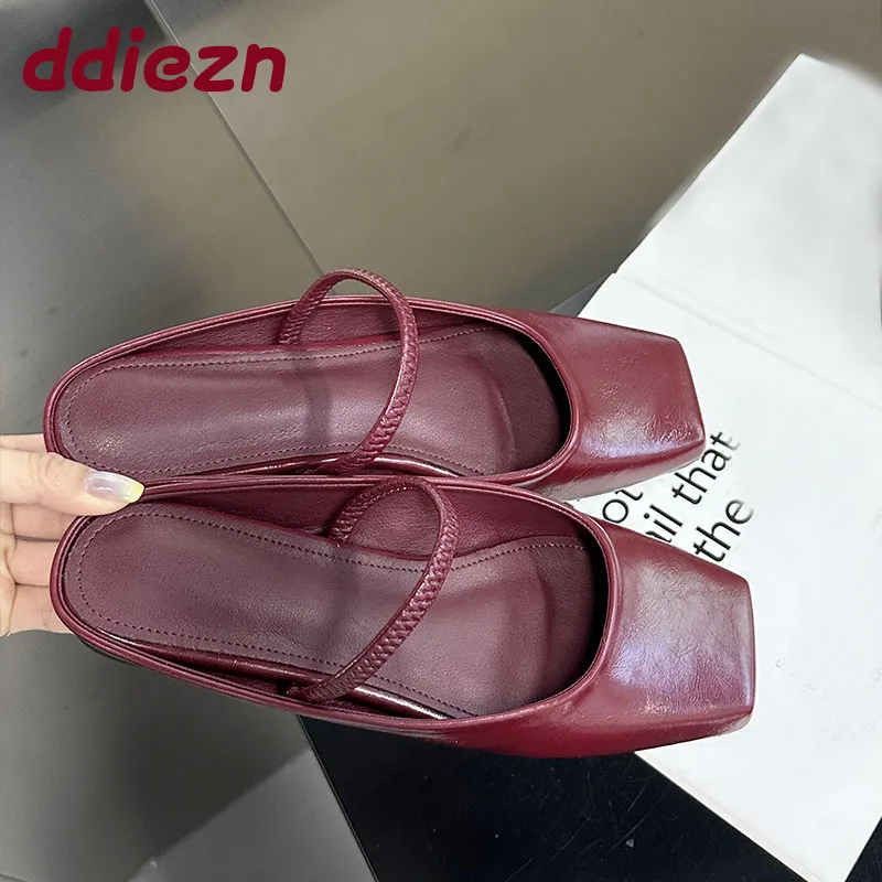 

Женская обувь с квадратным носком, шлепанцы на плоской подошве, шлепанцы, женские туфли-лодочки, новинка 2023 года, модные женские тапочки на плоской подошве, сандалии, обувь